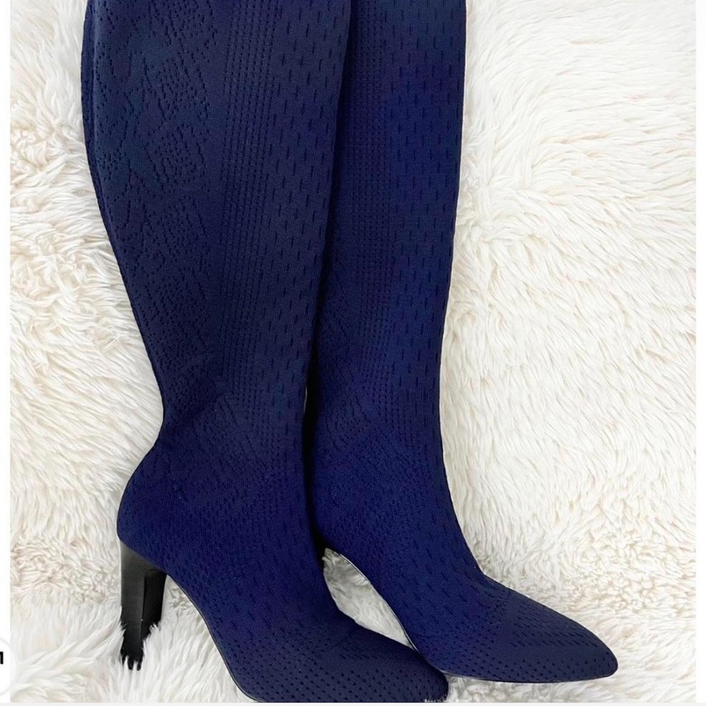 Charles By Charles David Dark Blue Boots size 6.5